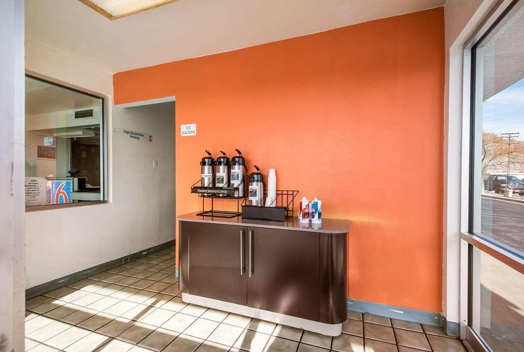 Motel 6 Wendover Beltér fotó